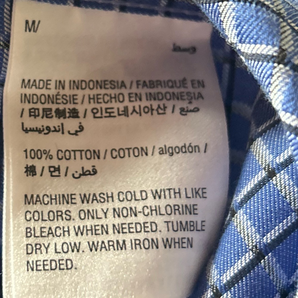 Tasso Elba geometric print button down size medium - Picture 6 of 6